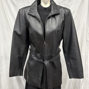 Women's Size Large Leather Jacket Worthington Zipper Belt Lined